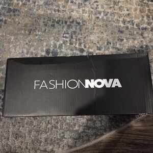 Fashion Nova Black Box